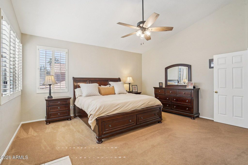 Image 24 of property listing at 1621 W SOUTH FORK Drive, Phoenix, AZ 85045