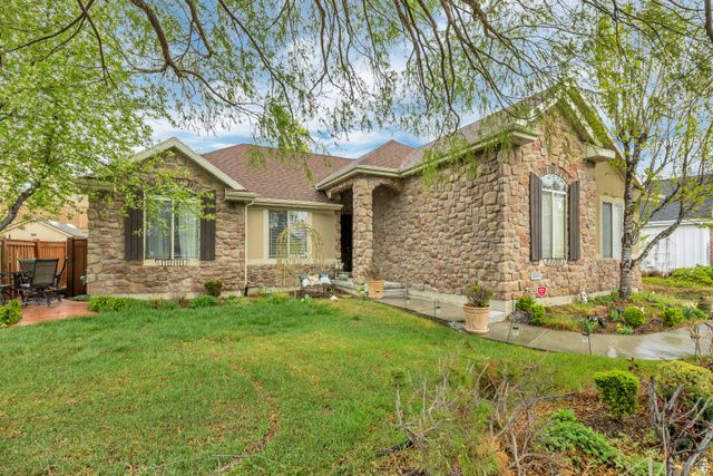 2462 W STONEHAVEN LOOP, Lehi, UT 84043