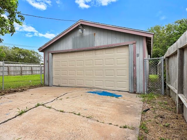 6022 Norvel Dr, Corpus Christi, TX 78412
