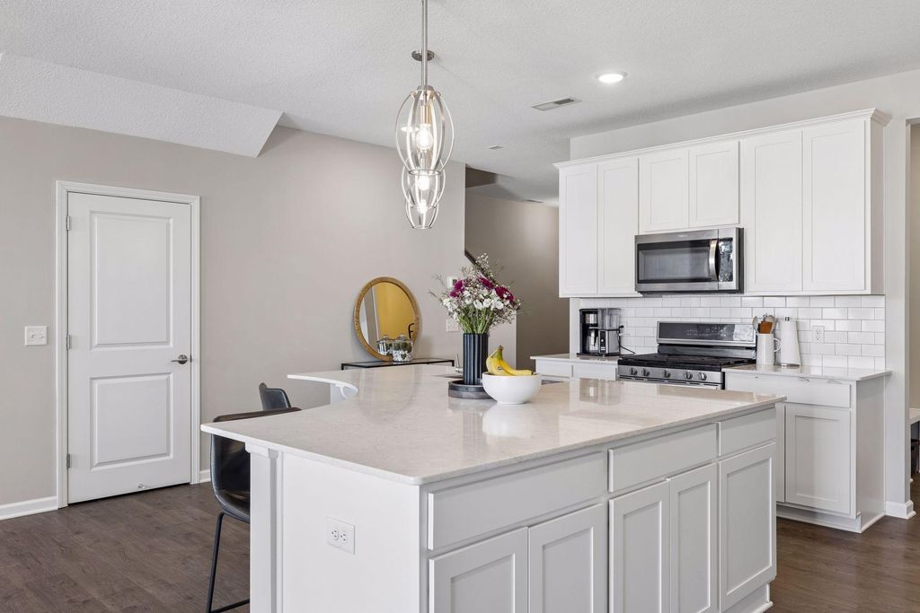 11335 Brookview Road, Woodbury, MN 55129 — photo 2