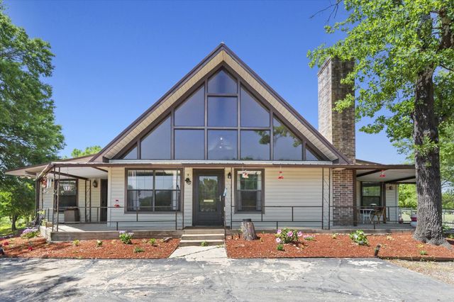 500 W San Diego Street, Detroit, TX 75436