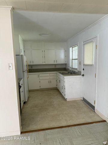 111 Racine Drive, Lafayette, LA 70501