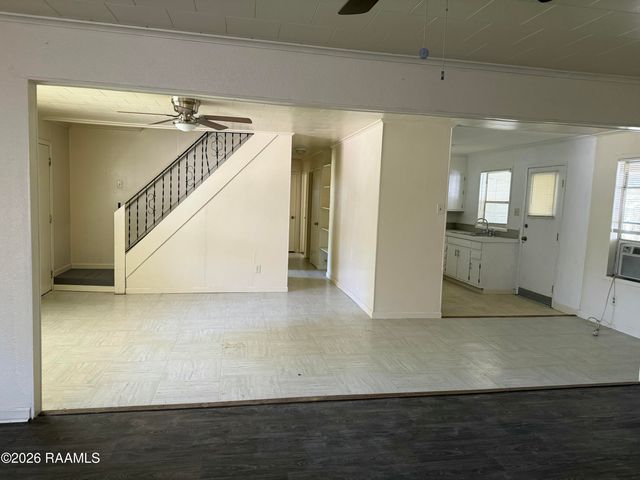 111 Racine Drive, Lafayette, LA 70501