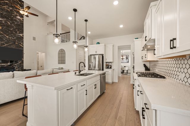 2008 Hamilton Park Drive, Mansfield, TX 76063