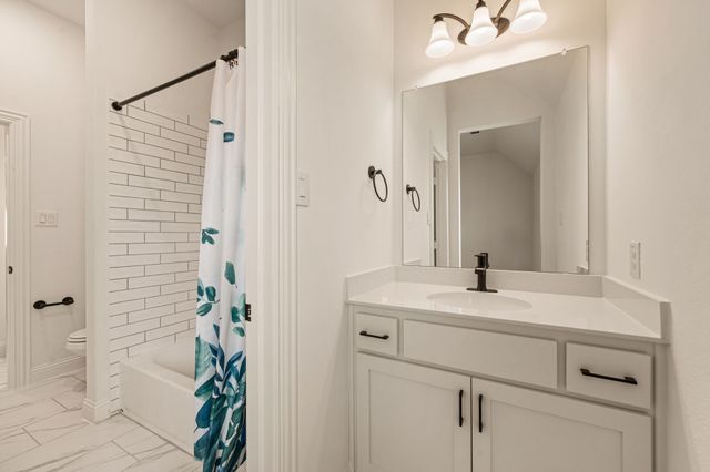 2008 Hamilton Park Drive, Mansfield, TX 76063