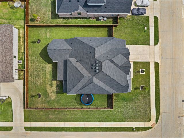 2008 Hamilton Park Drive, Mansfield, TX 76063