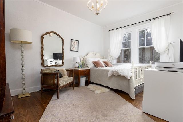 6404 McGee Street, Kansas City, MO 64113