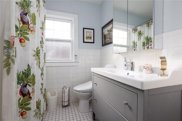 6404 McGee Street, Kansas City, MO 64113