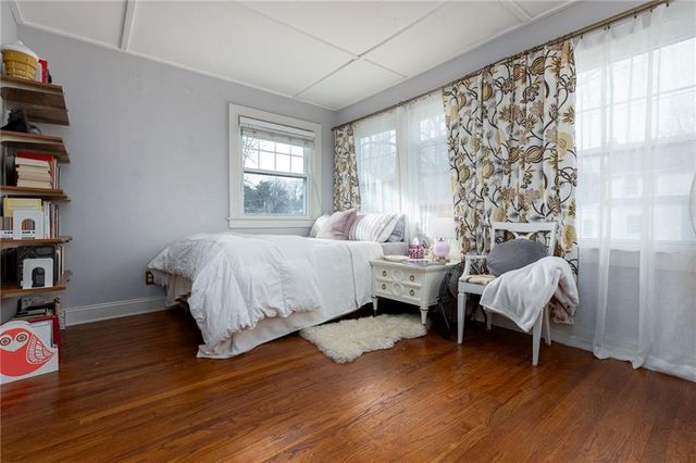 6404 McGee Street, Kansas City, MO 64113