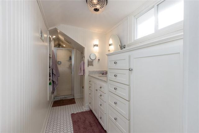 6404 McGee Street, Kansas City, MO 64113