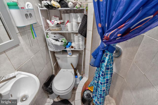 251 NICHOLSON ST NE, Washington, DC 20011