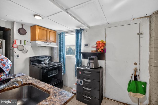 251 NICHOLSON ST NE, Washington, DC 20011