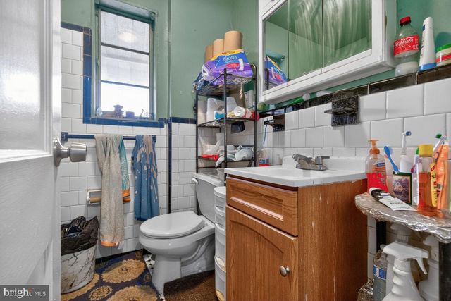 251 NICHOLSON ST NE, Washington, DC 20011