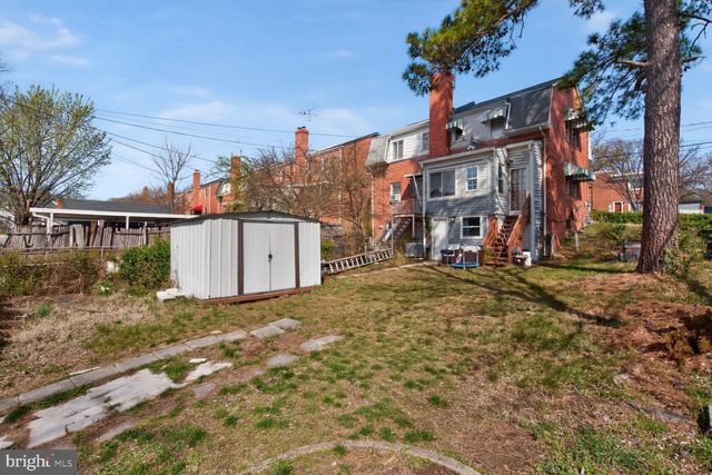 251 NICHOLSON ST NE, Washington, DC 20011