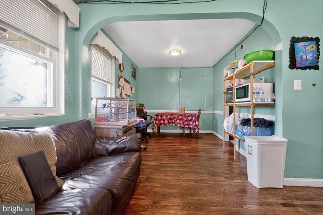 251 NICHOLSON ST NE, Washington, DC 20011