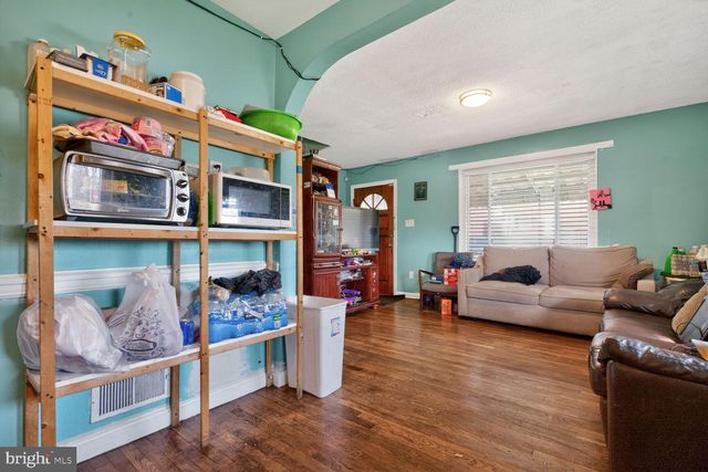 251 NICHOLSON ST NE, Washington, DC 20011