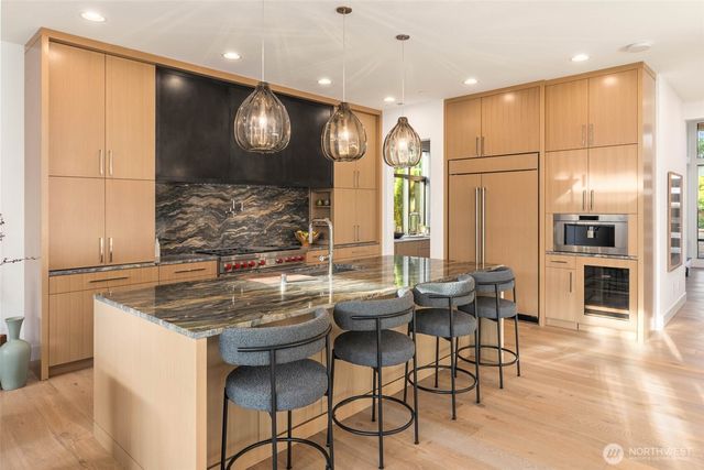 721 2nd Street S, Kirkland, WA 98033