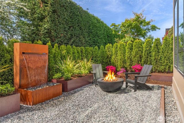 721 2nd Street S, Kirkland, WA 98033