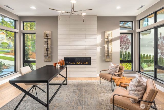 721 2nd Street S, Kirkland, WA 98033
