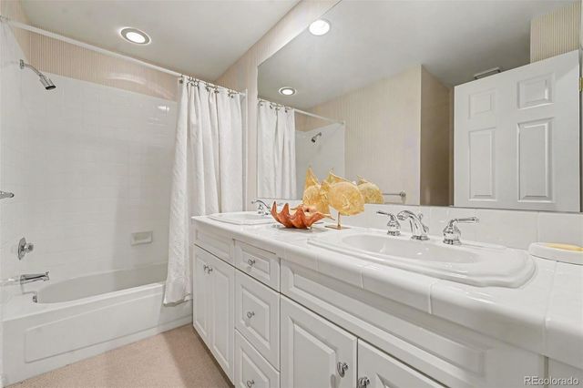 4725 E Pinewood Circle, Centennial, CO 80121