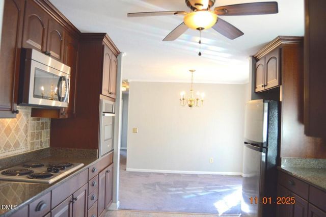 102 E Stevens Street, Smithfield, NC 27577