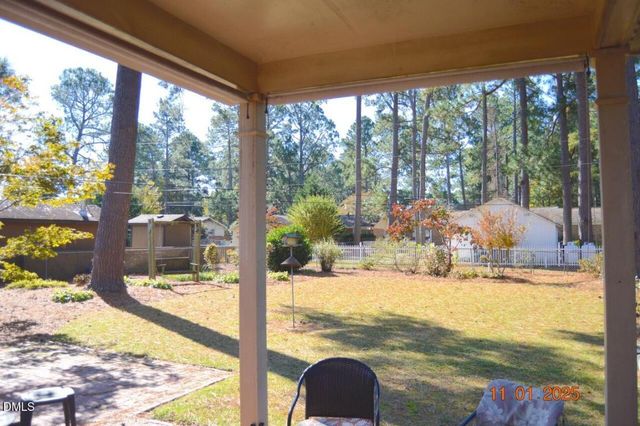 102 E Stevens Street, Smithfield, NC 27577