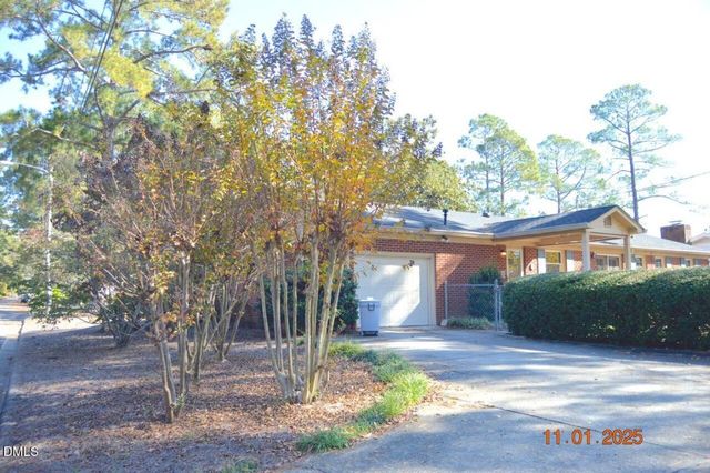 102 E Stevens Street, Smithfield, NC 27577