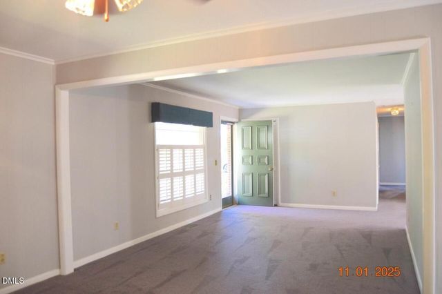 102 E Stevens Street, Smithfield, NC 27577