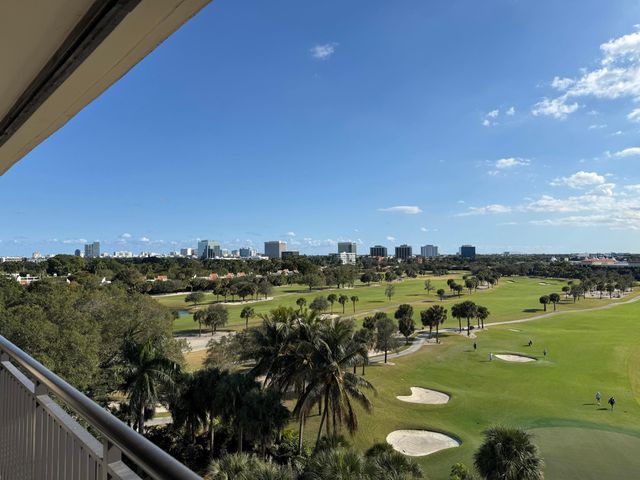 2427 Presidential Way 803, West Palm Beach, FL 33401