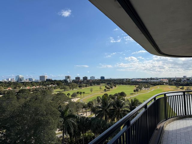 2427 Presidential Way 803, West Palm Beach, FL 33401