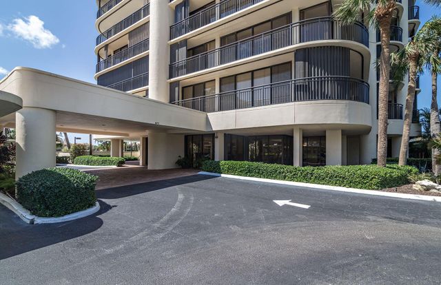 2427 Presidential Way 803, West Palm Beach, FL 33401