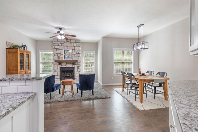 2360 Emory Creek Boulevard, Branson, MO 65616
