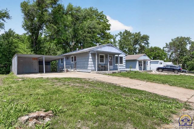 3717 SE Humboldt ST, Topeka, KS 66609