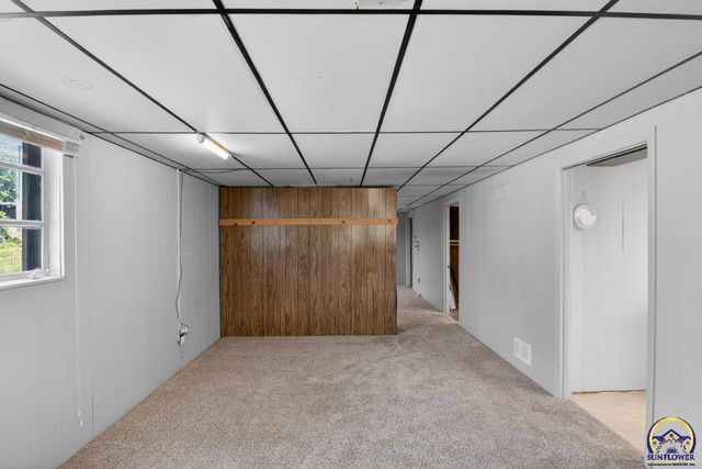 3717 SE Humboldt ST, Topeka, KS 66609