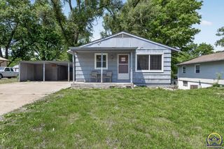 3717 SE Humboldt ST, Topeka, KS 66609