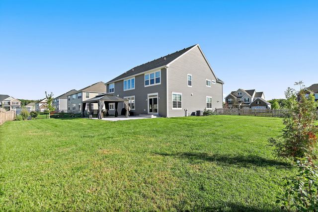 1870 Chandolin Lane, Elgin, IL 60124