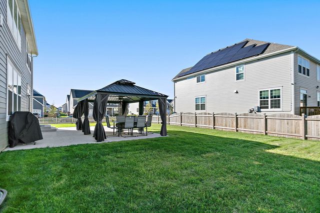 1870 Chandolin Lane, Elgin, IL 60124