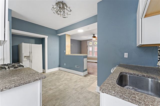 317 Kearsarge St, Mt Washington, PA 15211