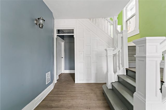 317 Kearsarge St, Mt Washington, PA 15211