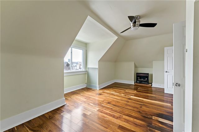 317 Kearsarge St, Mt Washington, PA 15211