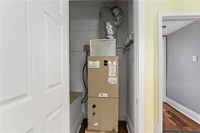 317 Kearsarge St, Mt Washington, PA 15211