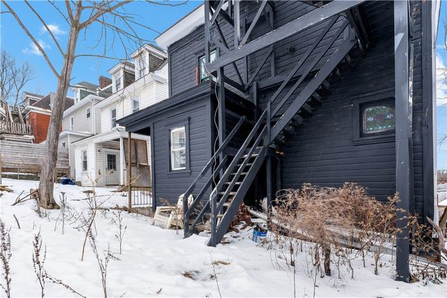 317 Kearsarge St, Mt Washington, PA 15211