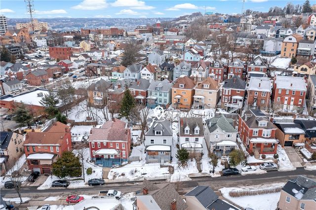 317 Kearsarge St, Mt Washington, PA 15211