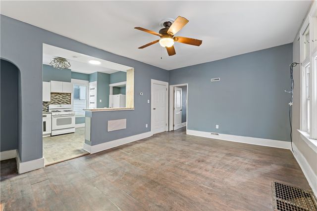 317 Kearsarge St, Mt Washington, PA 15211