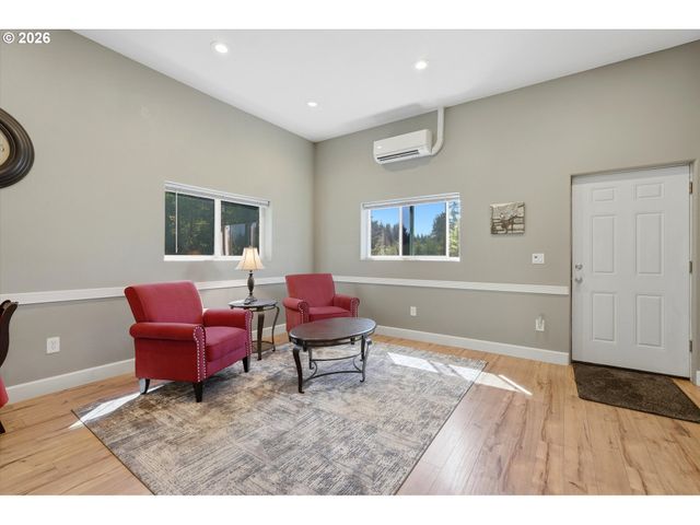 25699 S SPRINGWATER Rd, Estacada, OR 97023