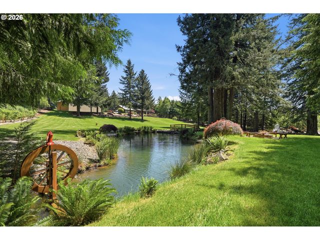 25699 S SPRINGWATER Rd, Estacada, OR 97023