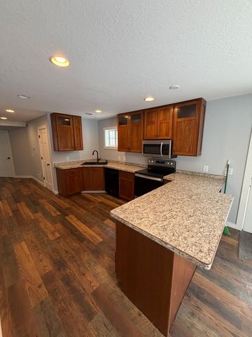 820 S Sixth Street S, Lake City, MN 55041