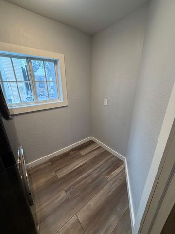 820 S Sixth Street S, Lake City, MN 55041