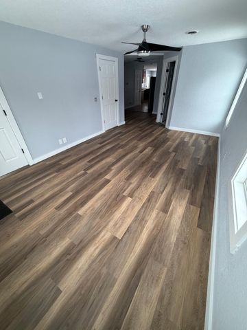 820 S Sixth Street S, Lake City, MN 55041