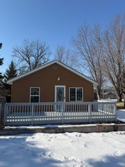 820 S Sixth Street S, Lake City, MN 55041
